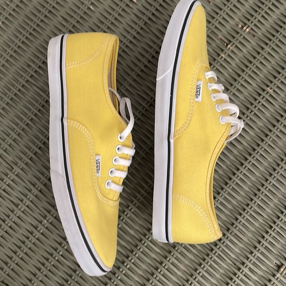 Vans canvas shoes - Picture 2 of 7